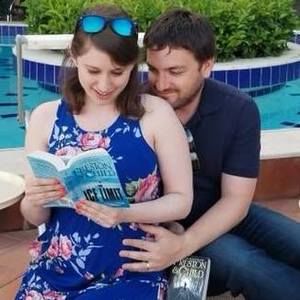 Meet your Posher, Hillary